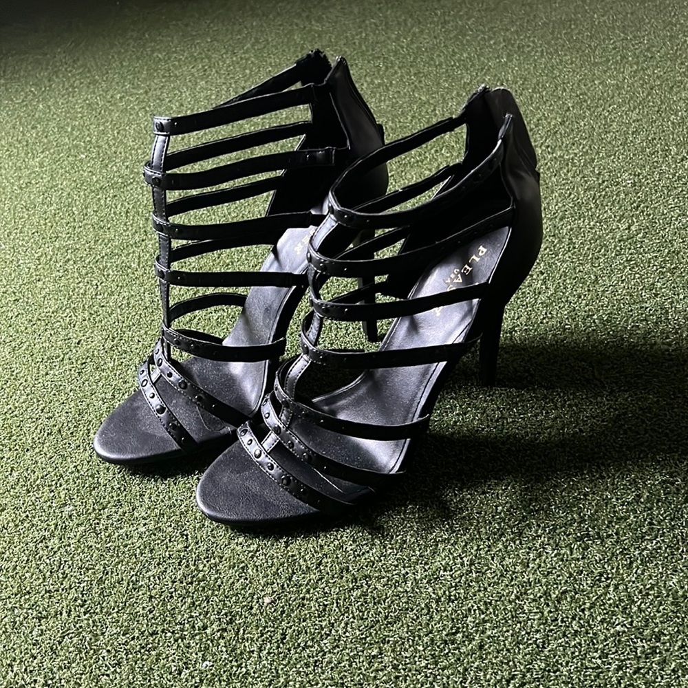 SIZE 13 wide sexy heel